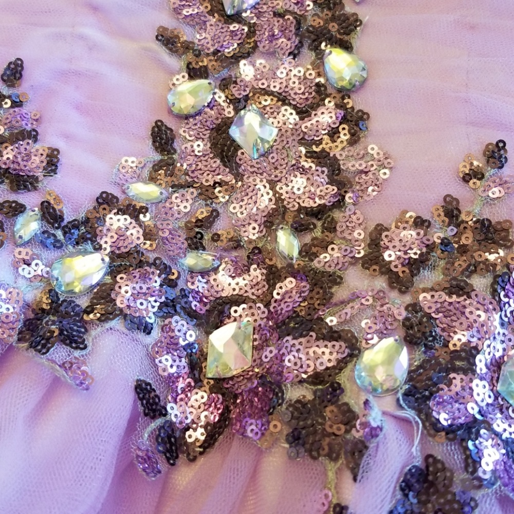 FORMAL 💜💜 DRESS - Picture 4 of 8